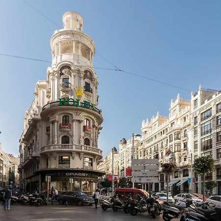 마드리드 M&F Gran Via 3 Hab 아파트 외부 사진